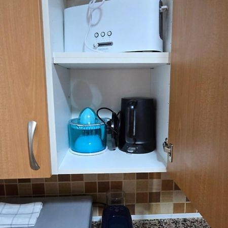 Apartamento Ola Rosaleda Málaga Exterior foto
